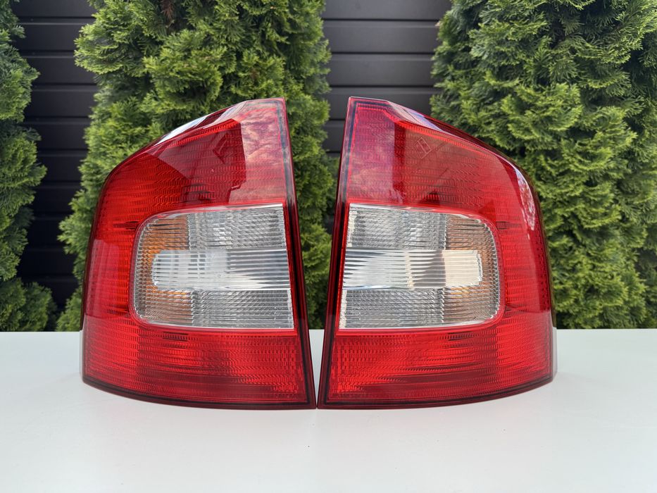Задній фонарь Skoda octavia A5