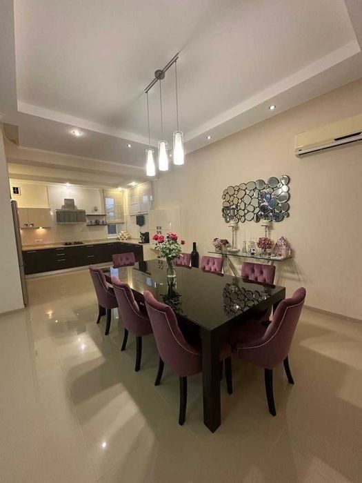 Оренда будинку 250 м²