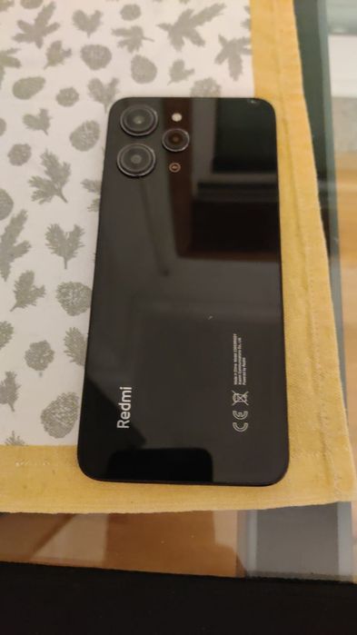 Xiaomi 12 – Vidro Estalado – 100% Funcional
