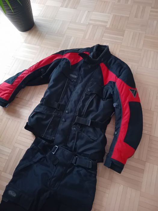 ubrania na motor firmy Modeka i inne