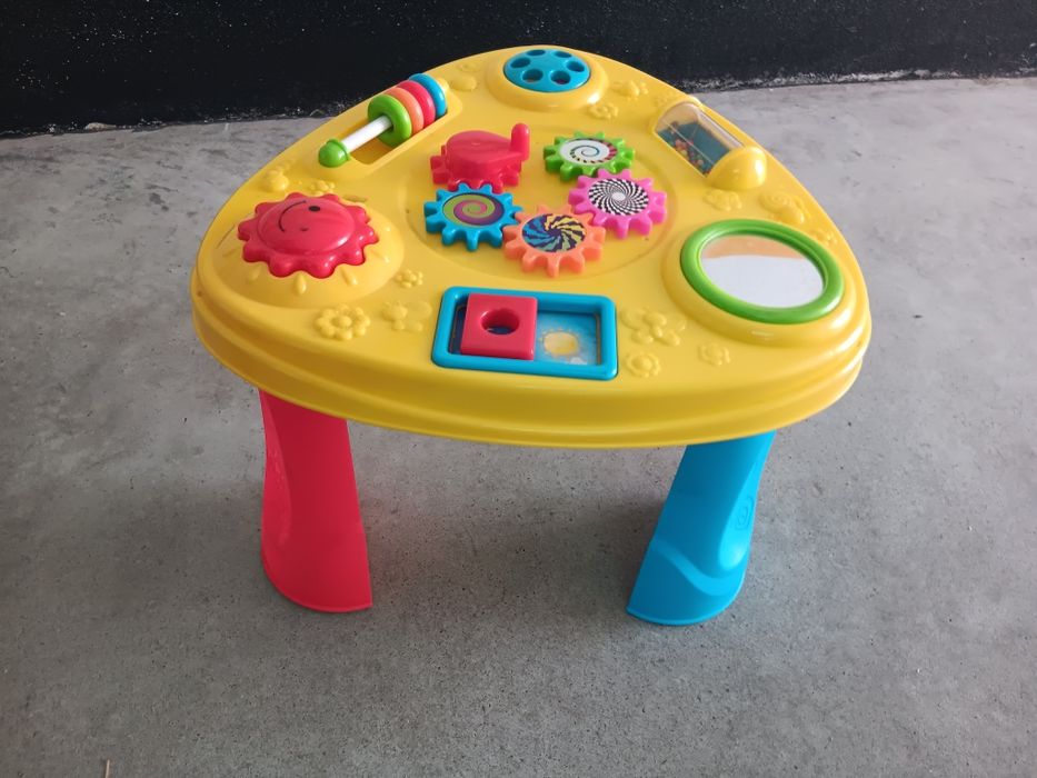 Brinquedo de bebé/ mesa de actividades