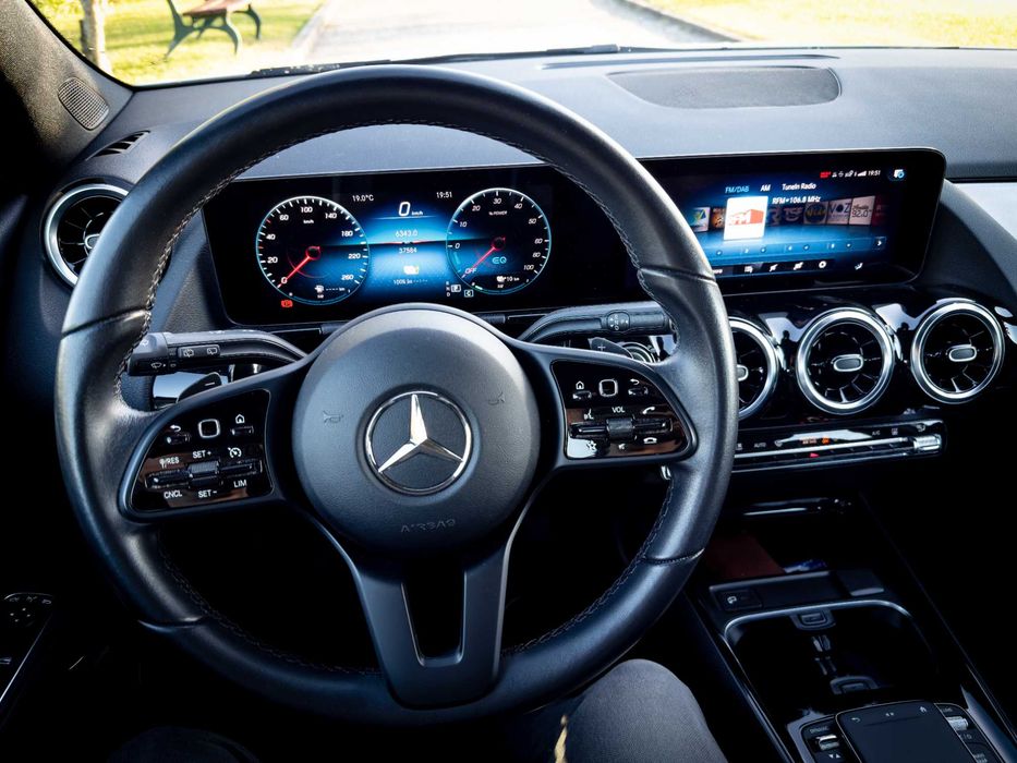 Mercedes GLA250e - 2022 - Híbrido Plug-in - IVA dedutível