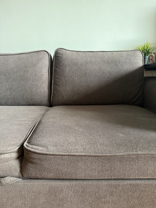 Sofá Conforama com chaise-longue