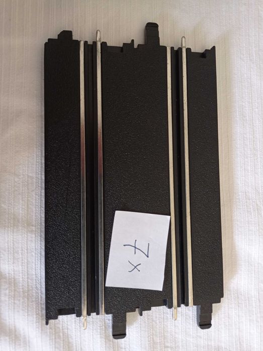 peças de pista elétrica de carros.