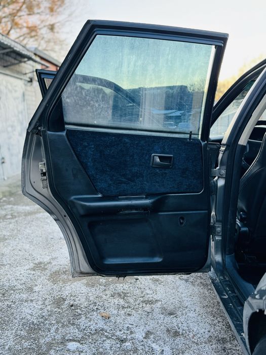 Продам Audi 80 Б3 1.8 Карбюратор Газ/Бензин