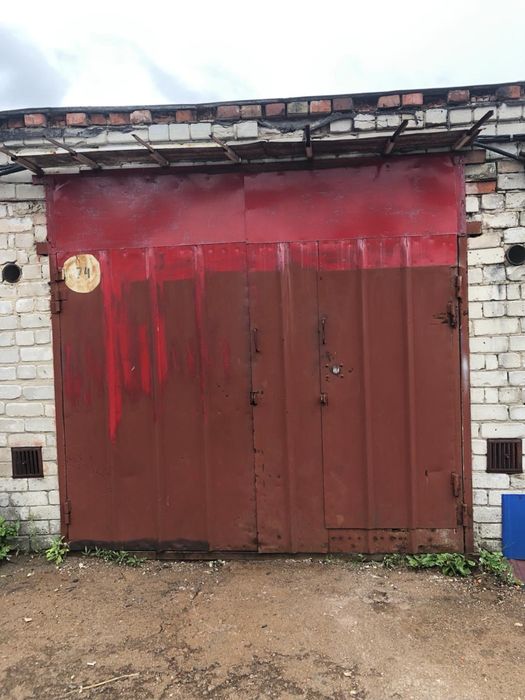 Продам гараж  в а/к 27 певцы