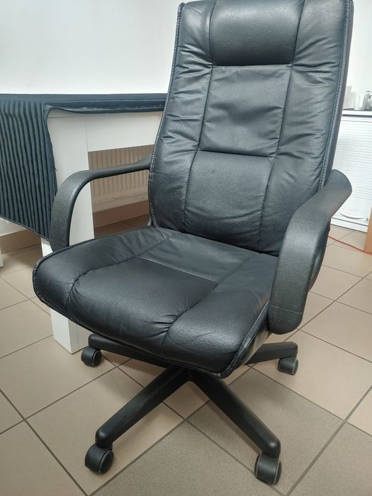 PILNIE sprzedam fotel skórzany 450, 00 zl