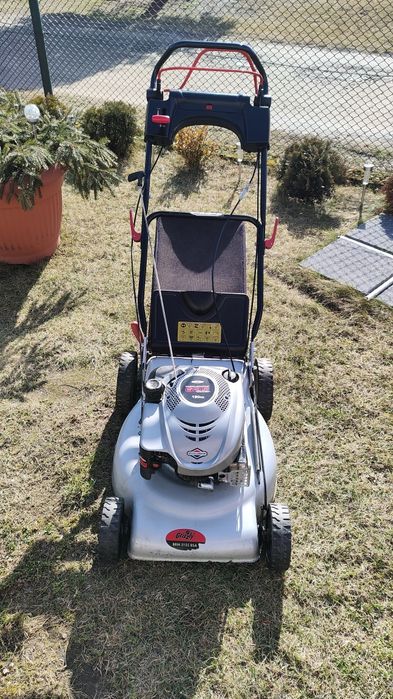 Kosiarka spalinowa grizzly z napędem