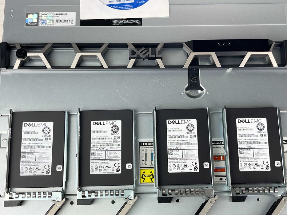 Serwer DELL R650xs Intel Xeon Silver 4314 64GB RAM 4x960GB SSD WS2022