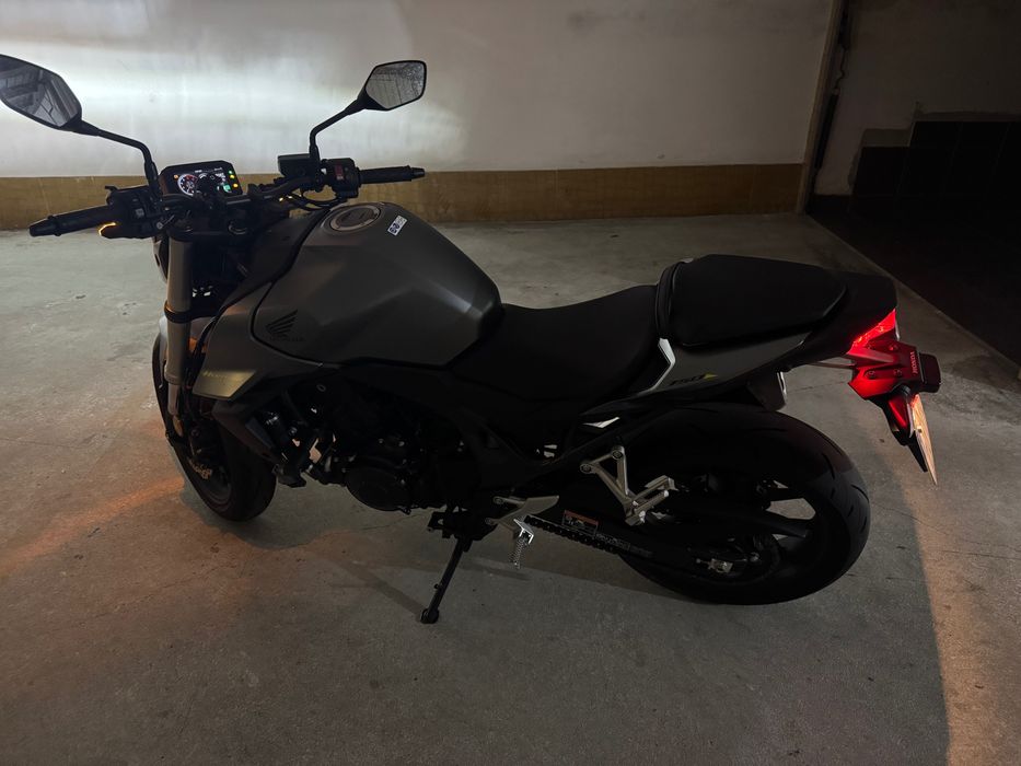 Hornet cb750 de 4/2023