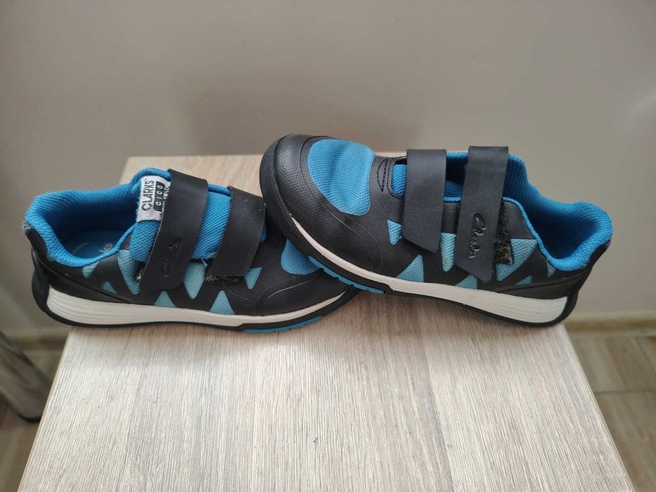 Buty Clarks dla chłopca 28.5