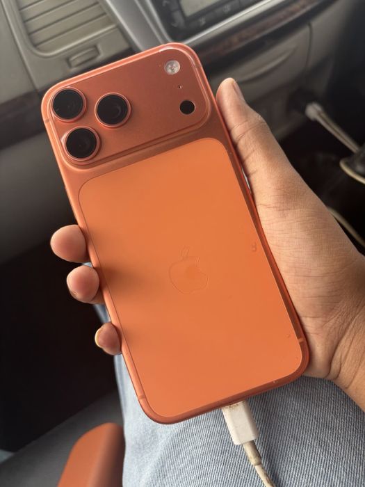 iPhone 17 Pro Max 256GB – Excelente Estado