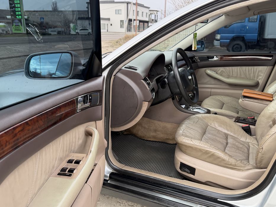 Audi A-6 C-5 ( Avtomat )