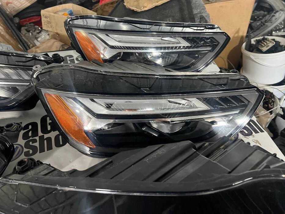 Фара ліва Audi Q5 80A Оптика Ауди ку5 права фара Фонари Ауді Свет