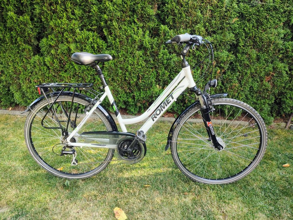 Rower Romet Gazela 2.0 LTD trekking line damski biały