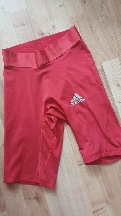 Adidas techfit compression spodenki szorty kompresyjne rozmiar s