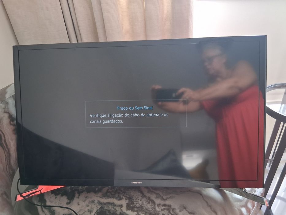 Tv  32 polegadas Samsung nao é smart