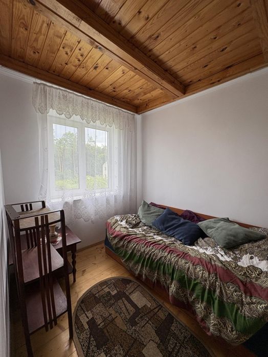 Продаж будинку з ремонтом та меблями в м.Золочів