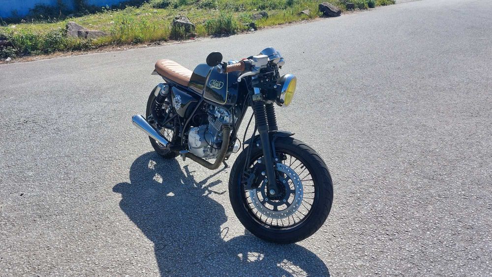 Mash Black Seven "Cafe Racer" 125