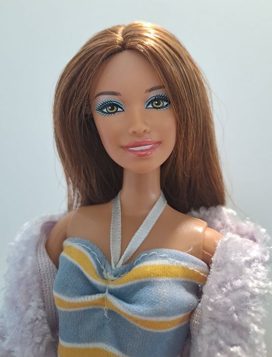 Лялька Barbie Fab Life Beach Teresa 2013