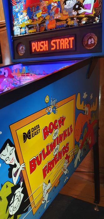 Flipper fliper pinball Rocky and Bullwinkle