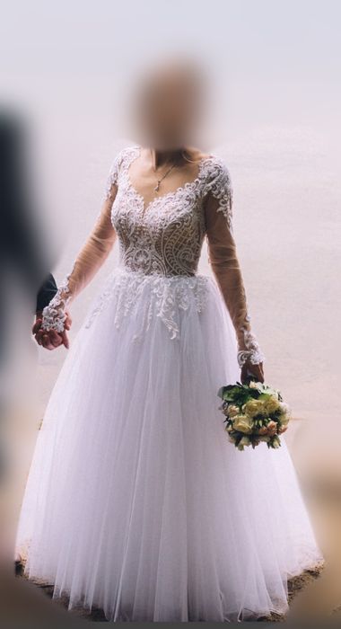 Przepiękna suknia ślubna