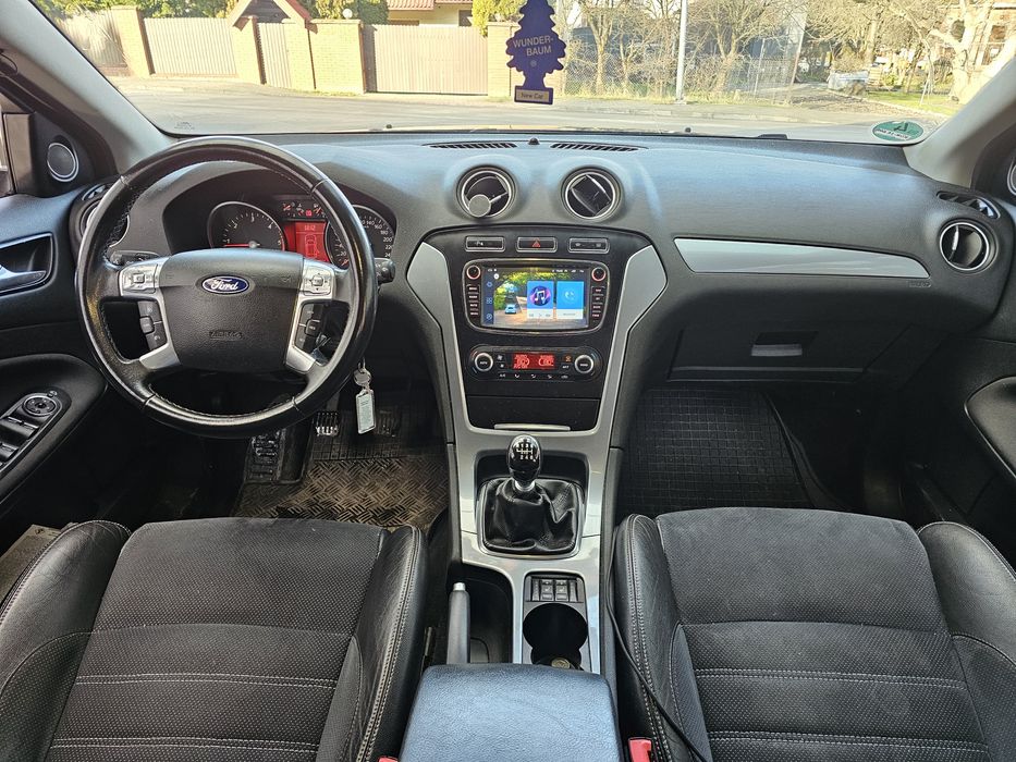 Ford Mondeo MK4 Lift + HAK.