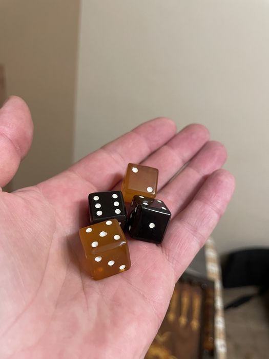 Нарди з бурштиновою аплікацією