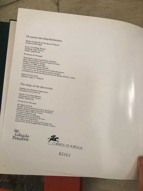 Livro de coleção dos CTT, "Os Navios dos Descobrimentos"