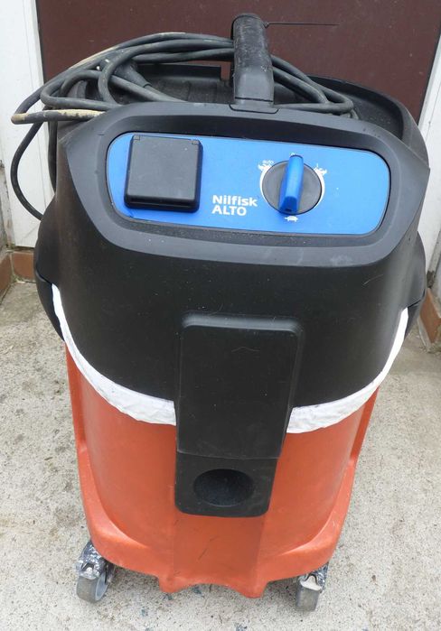 Odkurzacz przemysłowy Nilfisk Attix 560-21XC