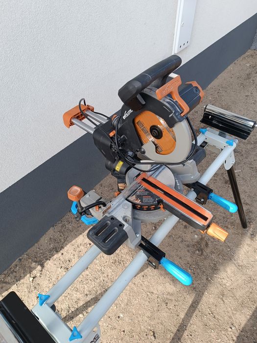 Piła ukośnica nowa