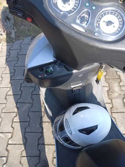 Skuter 125  z2008 roku