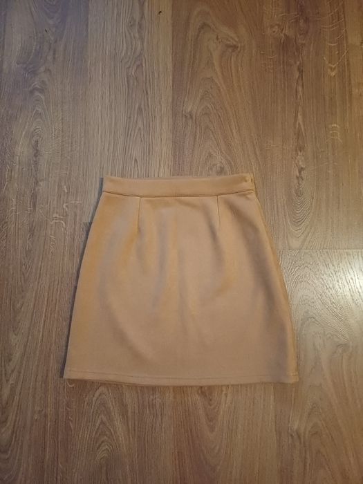 Brązowa mini spódnica XS House A la zamsz