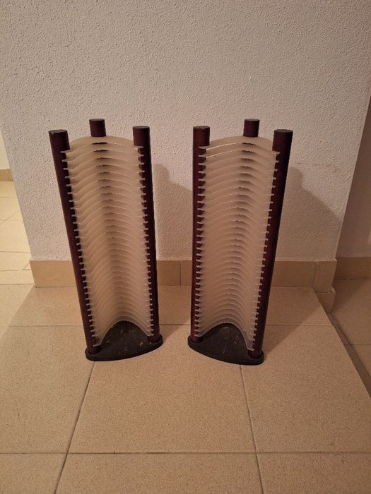 Colunas porta cd's