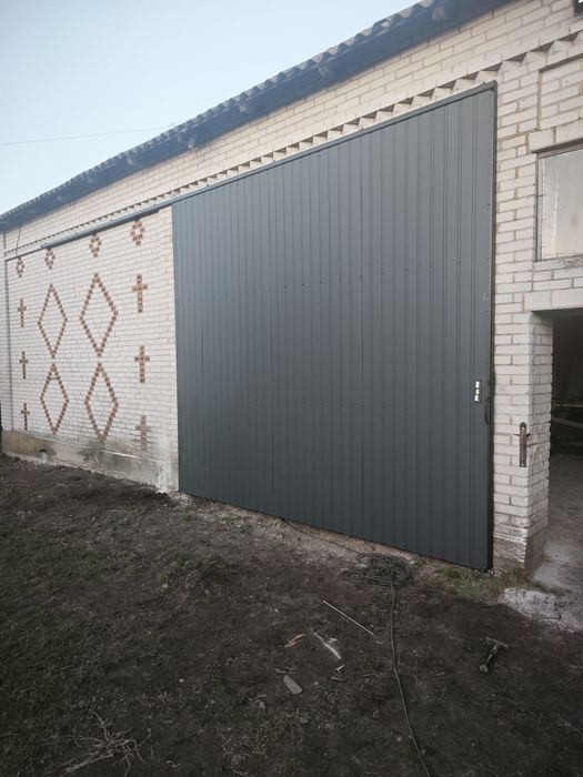 Drzwi Garażowe, Wrota