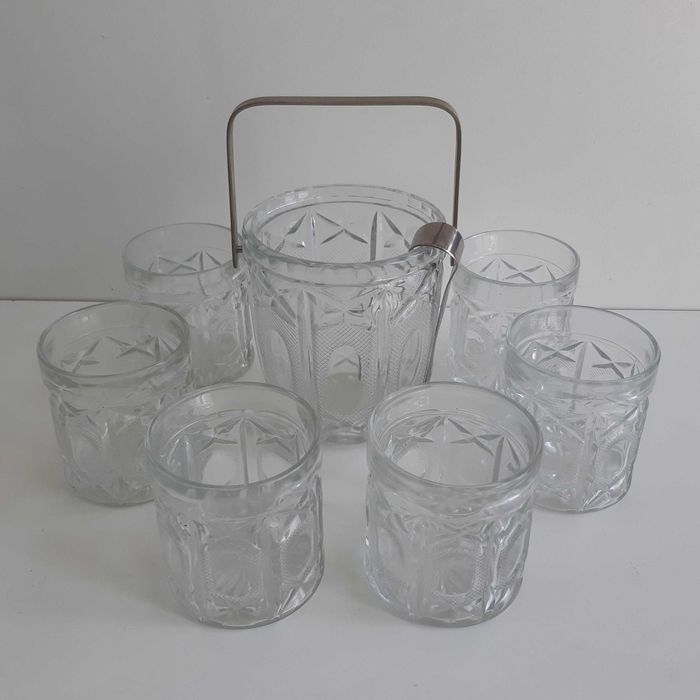 Antigo Conjunto Balde Gelo 6 Copos Vidro Trabalhado