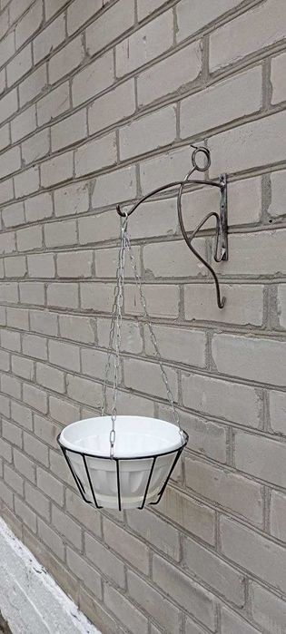 Кронштейн для квітів