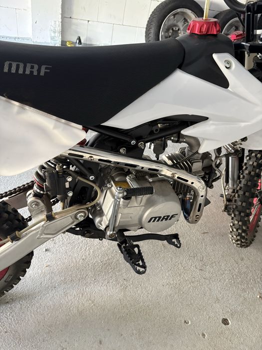 Pitbike mrf 140.