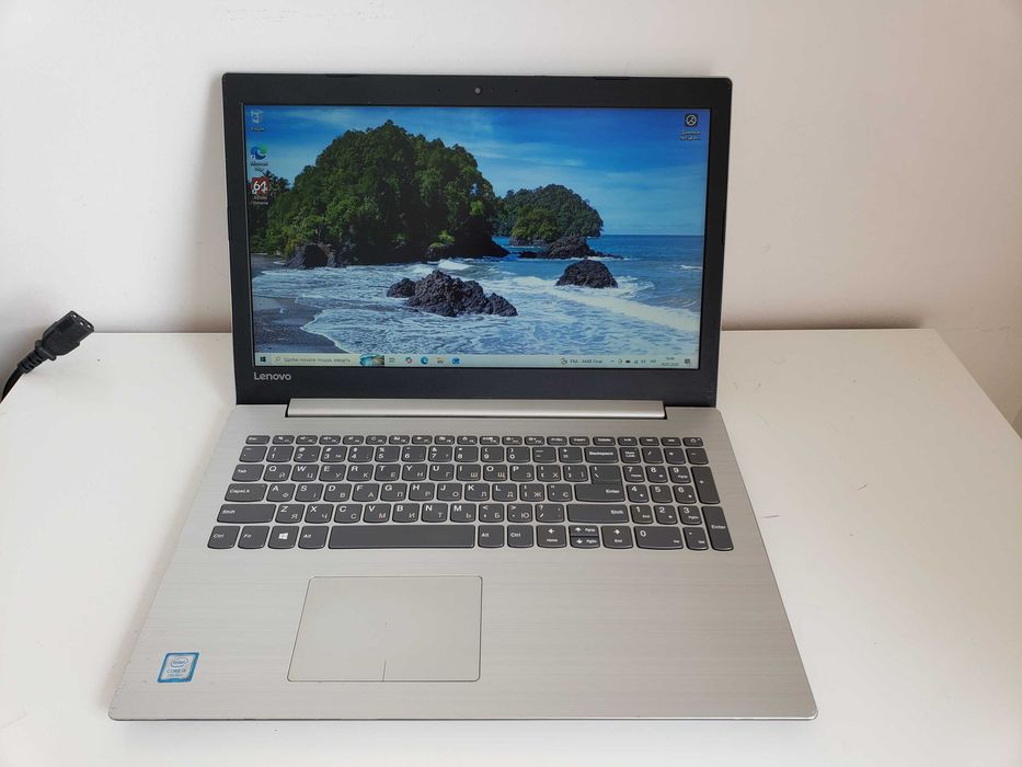 Ноутбук Lenovo IdeaPad 320-15IKB / i5-7200U / 8GB DDR4 / SSD 240GB