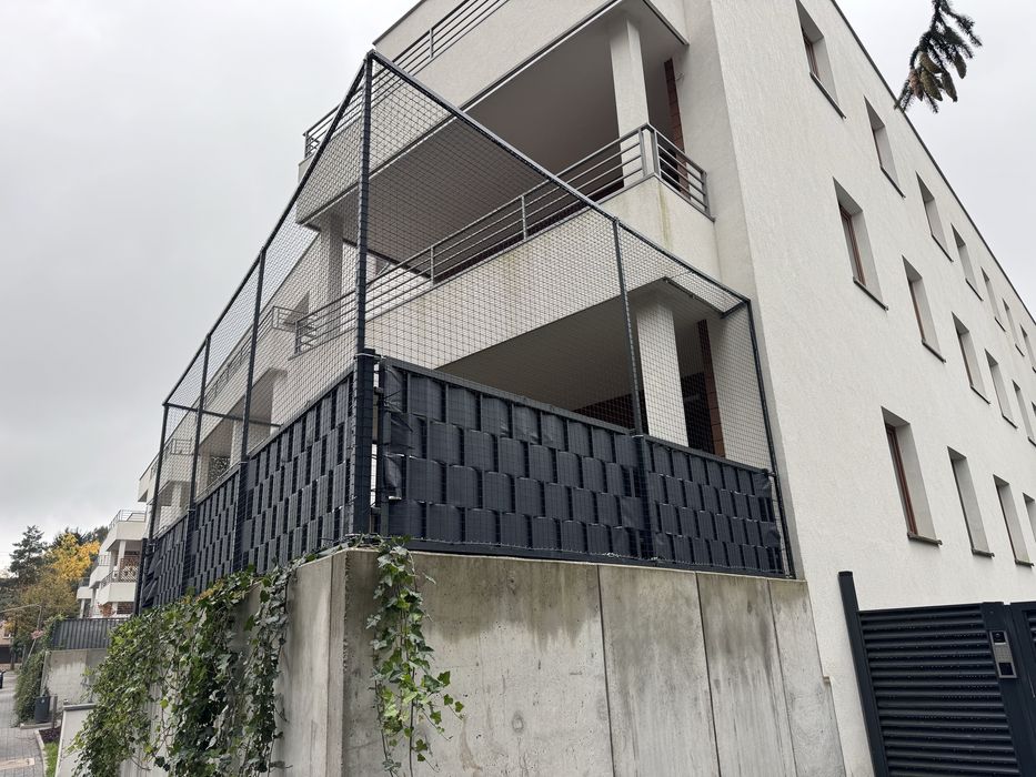 Siatka na balkon/dla kota/przeciwko gołębiom/montaż siatki