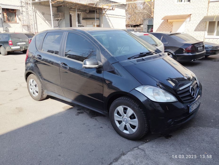 Mercedes-Benz A 180