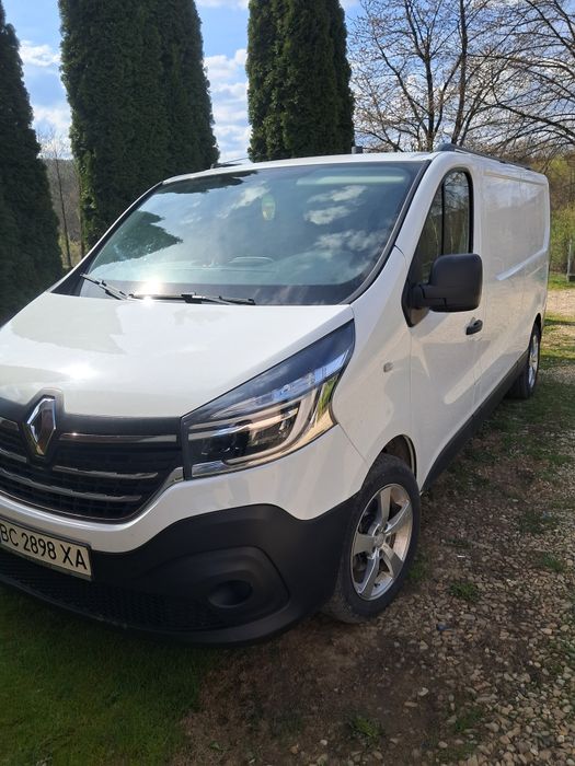 Продам рено трафік