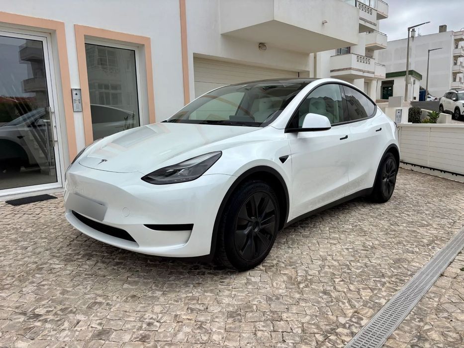 Tesla Model Y Tração Traseira