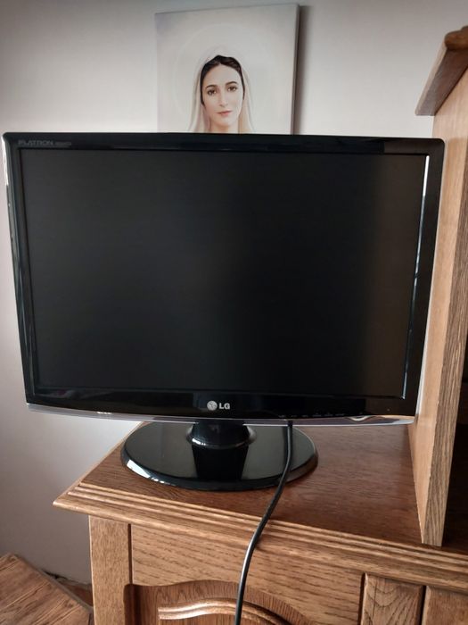 Monitor model LG