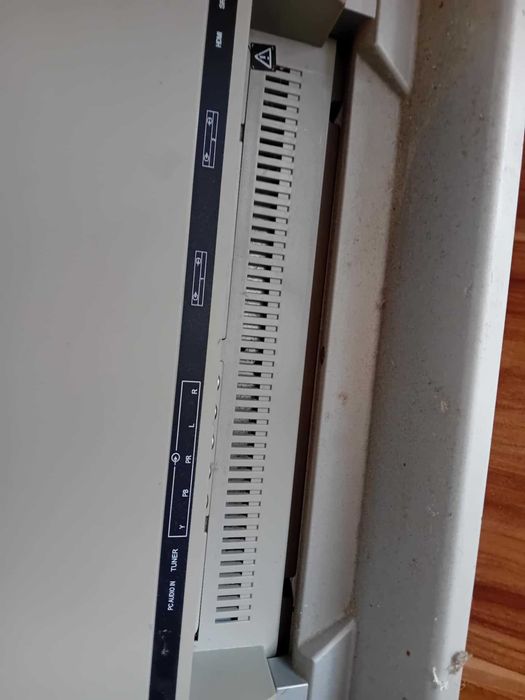 Telewizor SEG 6262-S LCD DVB-T sprawny 26 cale !