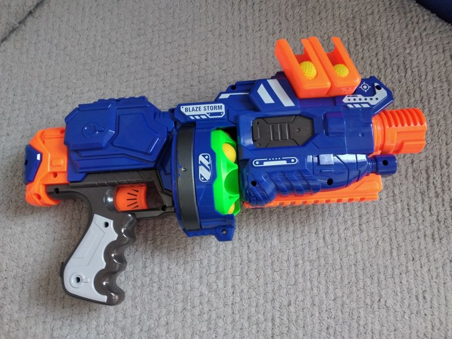 Automatyczny karabin BLAZE STORM - PIANKOWE KULKI