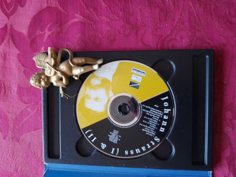 Lata mistério Pokémon C/43cartas13E-CDRom Strauss Interactivo5EDesde3E