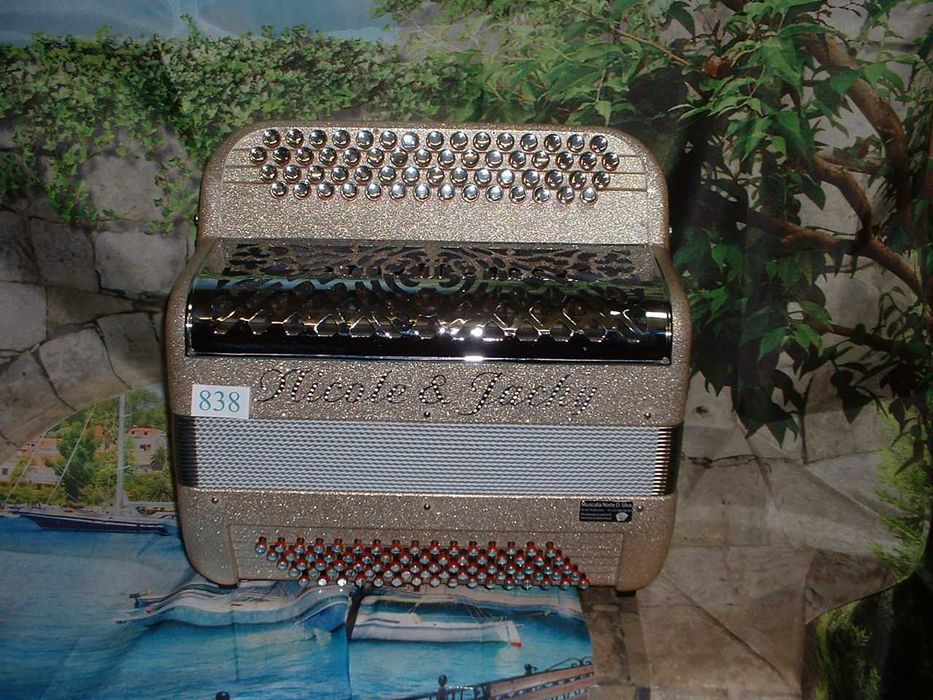 Avenda Acordeao G , N. 838