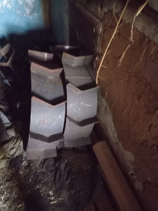 Продам мотоблок повністю з комплектом