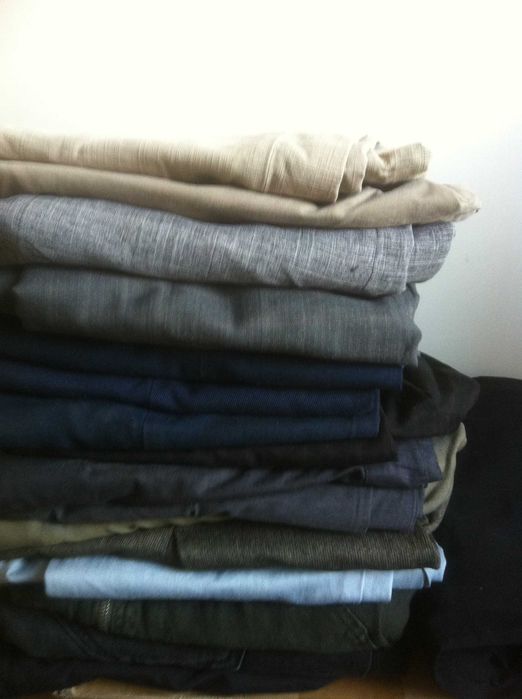 Продаются джинсы бу, мужские брюки новые и бу в нормальном состоянии.